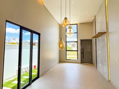 ALPHAVILLE 2 - Casa térrea com 3 Suítes + Varanda Gourmet com Hidro, Garagem coberta para 2 carros - Foto 4