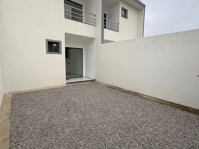 Casa duplex de 3 quartos sendo 2 suítes, garagem 2 carros + quintal - Foto 3