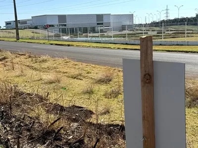 Terreno Comercial para venda,  em Frente ao Pato Branco Shopping no Bairro  Vila Isabel, - Foto 7
