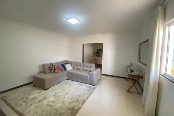Apartamento térreo à venda, com 4 quartos sendo 2 suítes, com excelente acabamento, garagem para - Foto 3