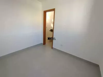 Casa Duplex com Entrada Individual e Quintal Privativo em Localização Estratégica - Foto 5