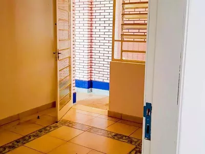 Casa à venda com 290 m² no Centro, com 4 quartos (sendo 1 suíte), quintal e 3 vagas de garagem - Foto 19