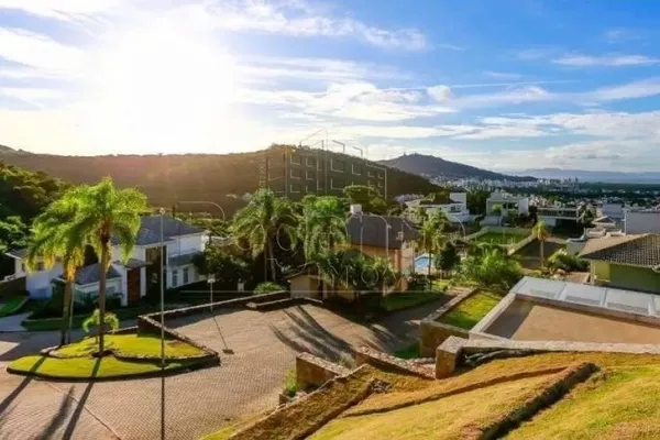 Linda Casa no Corrego Grande - Foto 1