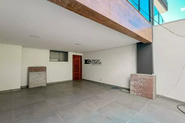 Sofisticação, Conforto e Exclusividade no Bairro Planalto! Casa Geminada com 4 Vagas e Área - Foto 4