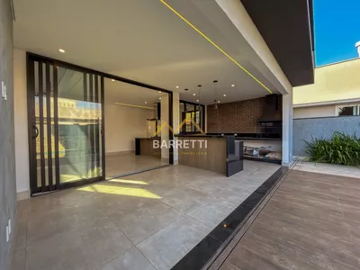 Sobrado à venda, com 305m², 3 suítes, 5 banheiros, piscina e 4 vagas de garagem no condomínio Villa D'Aquila - Foto 31