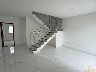 Casa duplex de 3 quartos sendo 2 suítes, garagem 2 carros + quintal - Foto 7