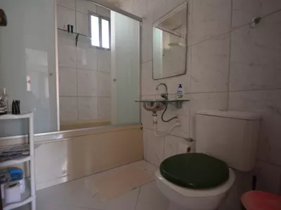 Apartamento com 131 m², com 4 quartos sendo 1 suíte. - Foto 8