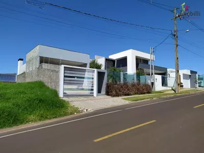Casa com Piscina no Bairro São Francisco - Foto 2