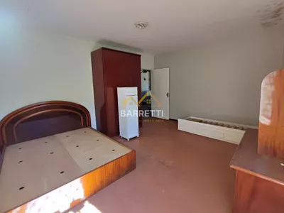 Casa para locação com 1.212 m², contendo quatro quartos, três salas, quatro banheiros e quatro vagas de garagem - Foto 21
