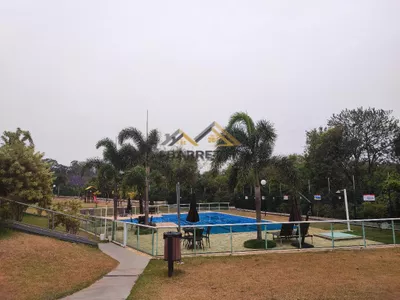 Sobrado à venda com 196 m², 3 quartos, 5 banheiros, 2 vagas de garagem e piscina, localizado no condomínio Lazuli Club - Foto 39