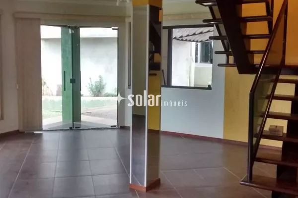 CASA ALVENARIA COM SALA COMERCIAL BAIRRO CRISTO REI - Foto 4