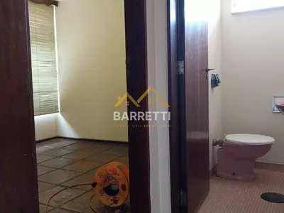 Casa à venda no São Dimas, com 307 m², 6 quartos, 3 banheiros, quintal e 2 vagas de garagem - Foto 10