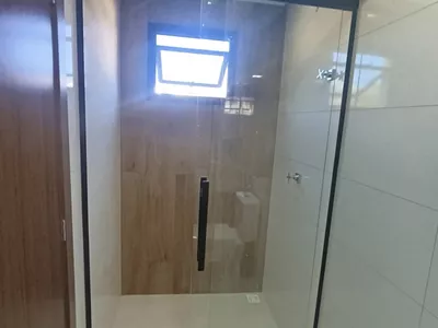 Casa de 2 pavimentos com 4 quartos sendo 3 suítes + dependência + espaço gourmet em condomínio f - Foto 23