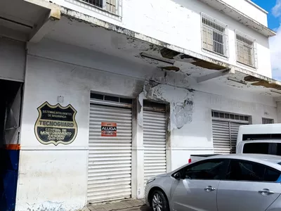 Ponto comercial com prateleiras fundo da Aikon Hyundai ao lado da Av. Integração, São Vicente, Vi - Foto 2