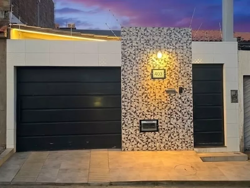 Casa a VENDA com 3/4 sendo 1 suíte no B. Primavera - Vit. da Conquista - BA - Foto Principal