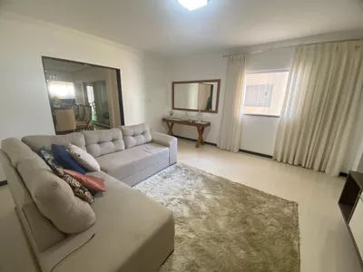 Apartamento térreo à venda, com 4 quartos sendo 2 suítes, com excelente acabamento, garagem para - Foto 5