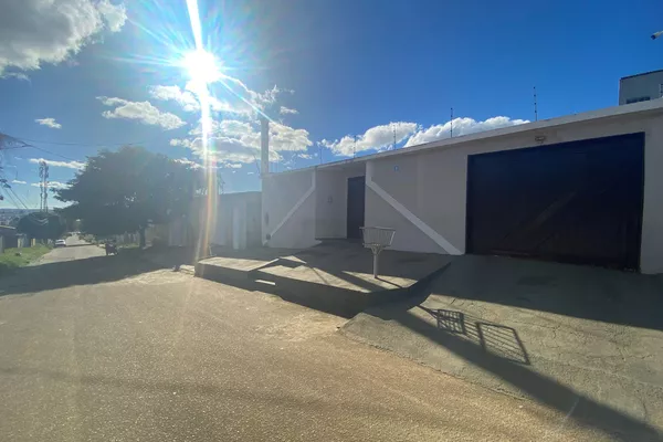 Excelente Casa de 3 quartos sendo 2 suítes e garagem para 4 carros à Venda, santa Cecília , Vitó - Foto 3