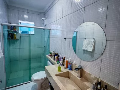 Apartamento de 2º andar nascente mobiliado e decorado para venda, 2 quartos sendo 1 suíte, cozinha - Foto 11