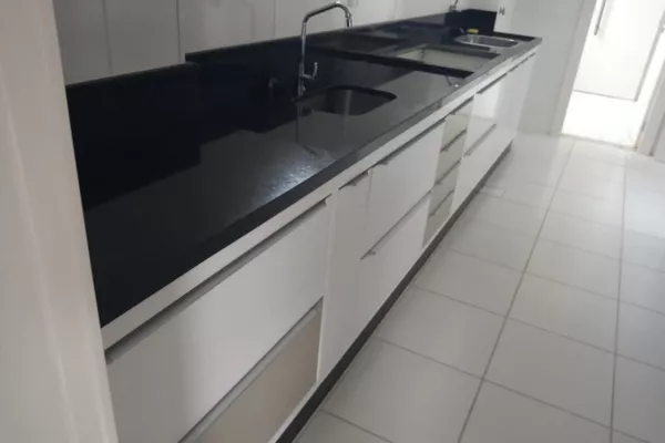 Apartamento alto padrão 3 quartos sendo 2 suítes, andar alto, 2 vagas de garagem à Venda/locaçã - Foto 5