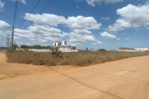 Terreno de 1.000mts de esquina no Alto da Boa Vista - Foto 1