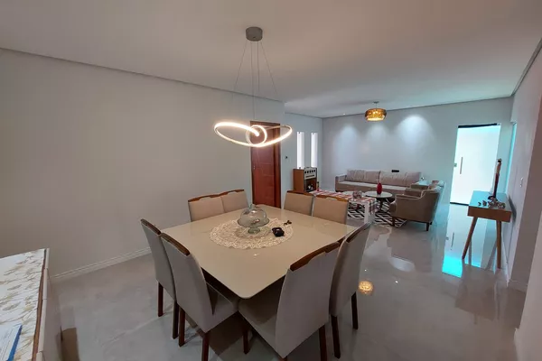 Casa de 4 suítes + dependência , cozinha e quartos planejados, piscina aquecida, energia solar ? - Foto 3