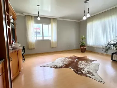 Ampla Casa para venda, Localizada no Bairro  La Salle, na cidade de Pato Branco-PR - Foto 15