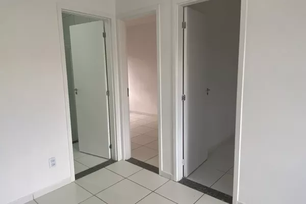 Apartamento para locação, no 1º andar, com 2/4 sendo 1 suite, Bairro Primavera, em Vitória da Co - Foto 6