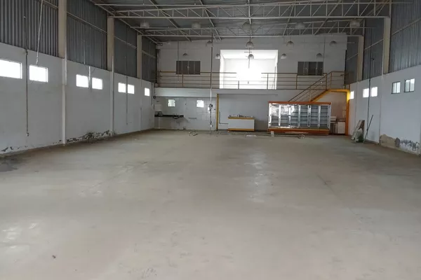 Galpão de 700m para Venda e Aluguel no Centro de Barra do Choça - Foto 2