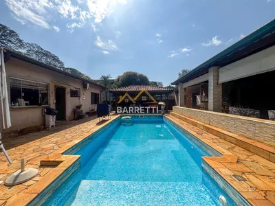 Chácara à venda no bairro Santa Rita, com 307 m² de área construída, 4 quartos, piscina, área gourmet e 4 vagas de garagem - Foto 23