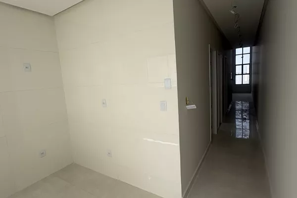 Casa à Venda com 3 dormitórios no bairro Felícia em Vitória da Conquista - Foto 3