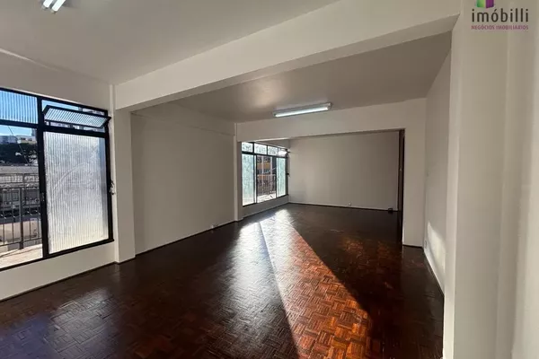 Sala Comercial em Frente a Prefeitura - Foto 6