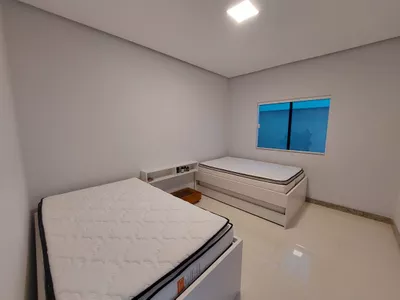 Casa de 4 suítes + dependência , cozinha e quartos planejados, piscina aquecida, energia solar ? - Foto 28