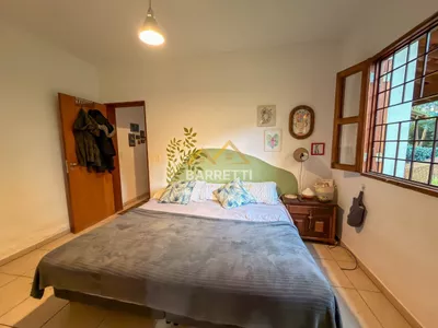 Chácara à venda no Bairro Santa Rita com 213 m² de construção, 5 quartos (sendo 1 suíte), 3 banheiros e amplo quintal - Foto 17