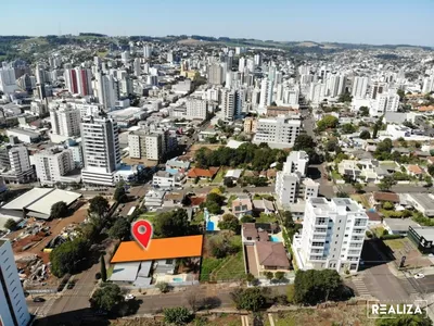 Terreno Comercial/Residencial - com área de 792,00 m2 - Localizado em uma ZC-1 possibilidade de edificar 12 andares mais as salas comercias térreas - Foto 4