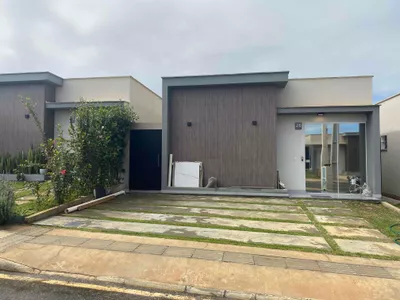 Linda casa no Conde 1, 2 quartos com suíte, 2 vagas de garagem, Primavera, Vitória da Conquista, B - Foto 2