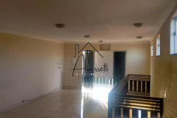 Casa à venda com 5 quartos, sendo 1 suíte e 5 banheiros, no bairro Jardim Sônia - Foto 1