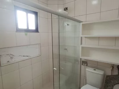 Excelente apartamento de 2 quartos sendo 1 suíte de 1ª andar com planejados na cozinha e quartos p - Foto 24