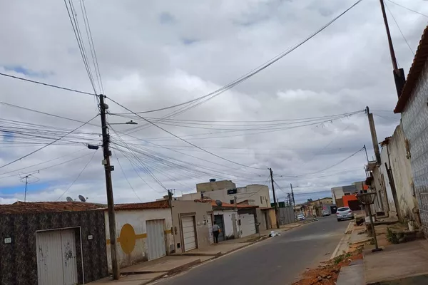 Excelente Oportunidade! Casa Ampla à Venda!, Bairro Bateias , Vitória da Conquista, BA - Foto 2