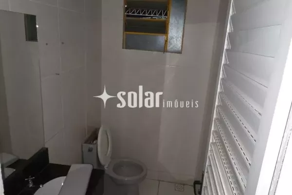 BARRACAO 07 - PORTAS: 57 - 61 E 62 DISPONIVEIS - BR 158 KM 516 N 1015 B CIDADE INDUSTRIAL - Foto 5