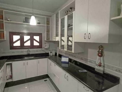 Casa com 4 quartos sendo 2 suítes, 4 salas, bastante espaço externo à venda, Ibirapuera, Vitória - Foto 16