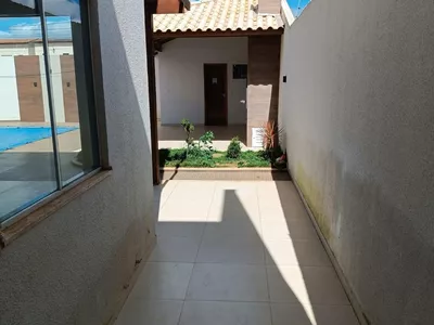Casa duplex de 3 quartos sendo 2 suítes, piscina, espaço gourmet com churrasqueira depósito e ban - Foto 56