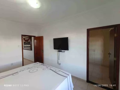 Casa com 4 quartos sendo 2 suítes, 4 salas, bastante espaço externo à venda, Ibirapuera, Vitória - Foto 34