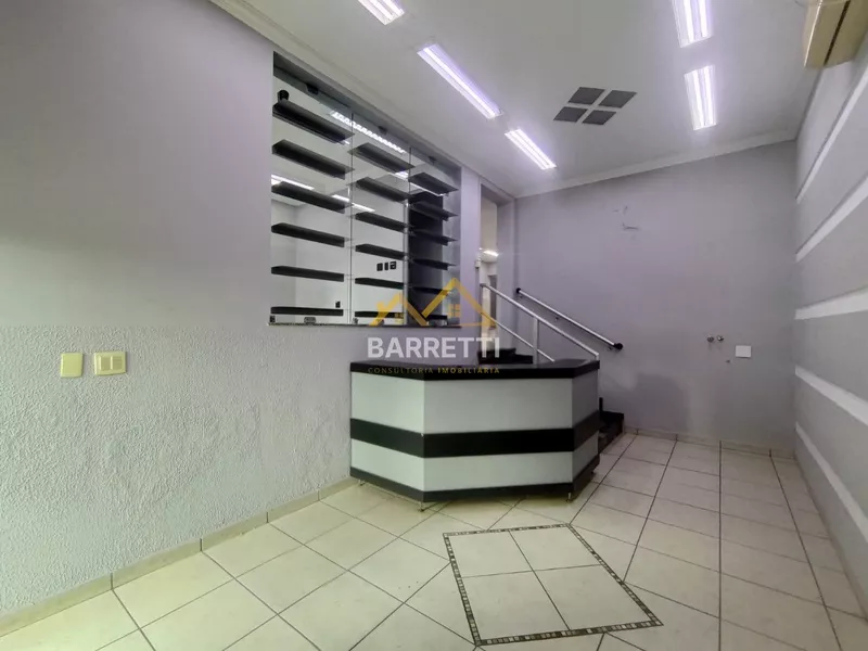 Casa comercial à venda e locação com 195 m², seis quartos e três banheiros no Bairro Alto - Foto Principal