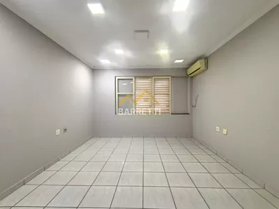 Casa comercial à venda e locação com 195 m², seis quartos e três banheiros no Bairro Alto - Foto 33