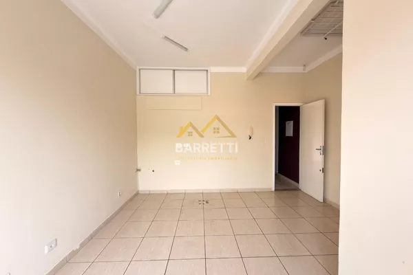 Sala Comercial para Locação no Bairro Alto - 18m² com Banheiro Privativo - Foto 6