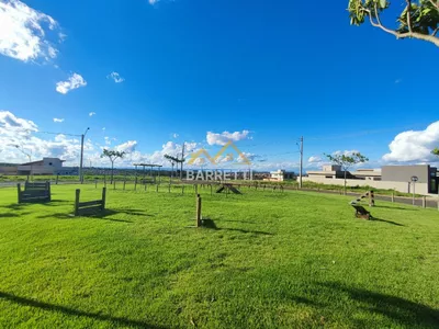 Casa à venda no Condomínio Belmonte, com 195 m², três quartos, quatro banheiros, piscina e duas vagas de garagem - Foto 50