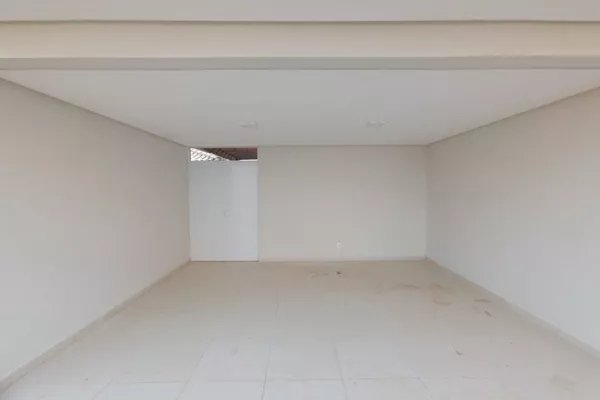 Casa duplex solta de 3 quartos sendo 2 suítes + piscina + espaço gourmet com churrasqueira à ven - Foto 6