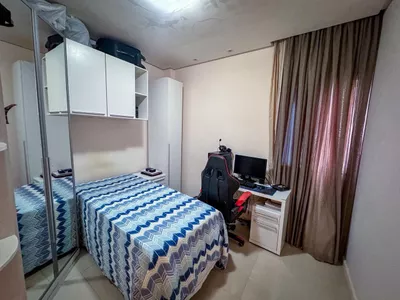 Apartamento de 2º andar nascente mobiliado e decorado para venda, 2 quartos sendo 1 suíte, cozinha - Foto 12
