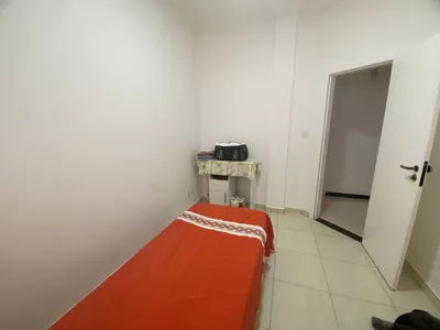 Apartamento térreo à venda, com 4 quartos sendo 2 suítes, com excelente acabamento, garagem para - Foto 21