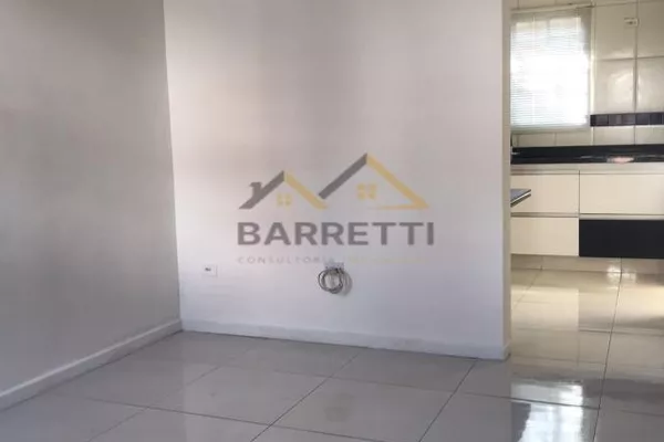 Sobrado à venda de 75m², com 2 quartos, 1 banheiro, 1 vaga de garagem e quintal, no Condomínio Vila Santa Clara - Foto 3
